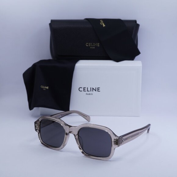 🕶️ New Celine CL40266U 59A Sunglasses - Transparent Taupe Frame, Smoke Lenses - Picture 10 of 10